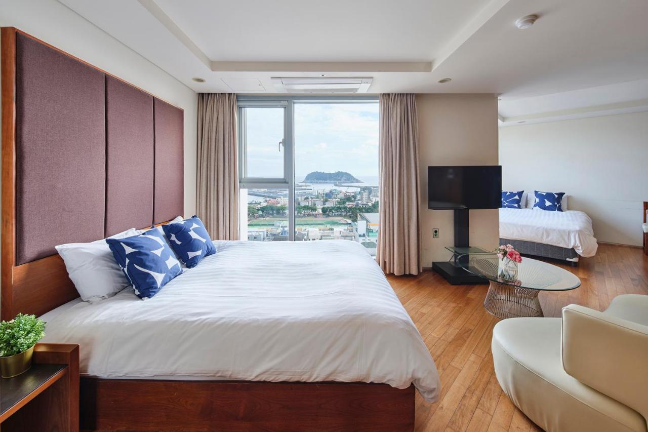 The Island Blue Hotel Seogwipo-stad Buitenkant foto