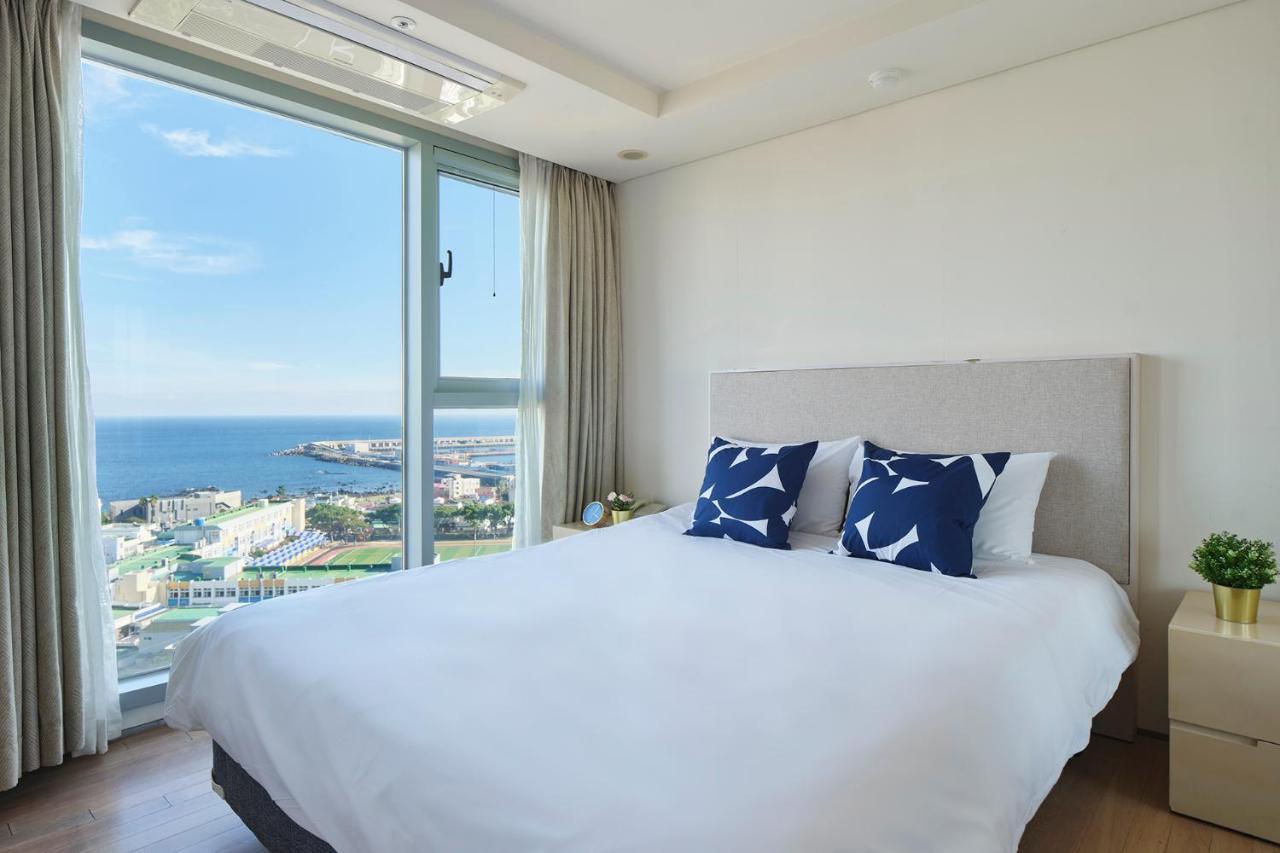 The Island Blue Hotel Seogwipo-stad Buitenkant foto