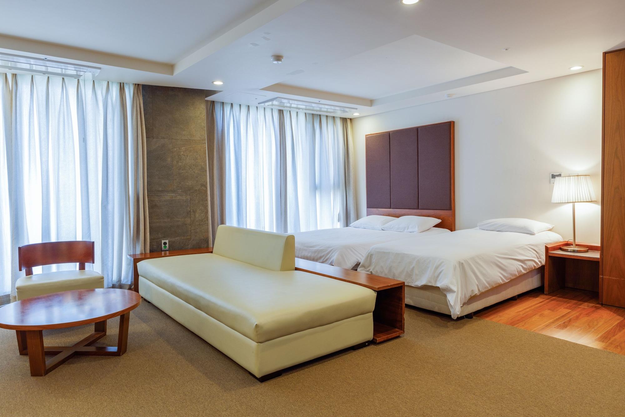 The Island Blue Hotel Seogwipo-stad Buitenkant foto